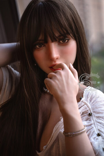 T165cm / 5ft5" C-cup Annika.J (Full silicone Exclusive for Siliconwives)