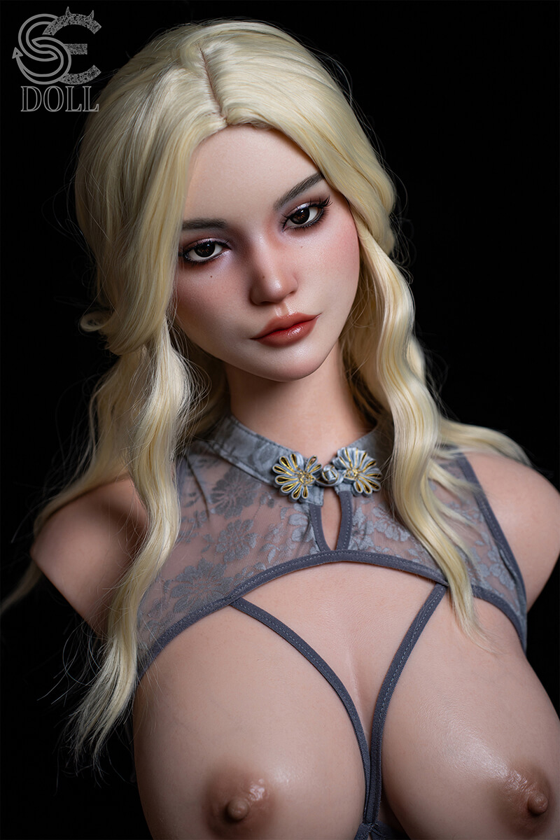 T114cm/3ft9" F-cup Natural Isla Kane.A Silicone Torso